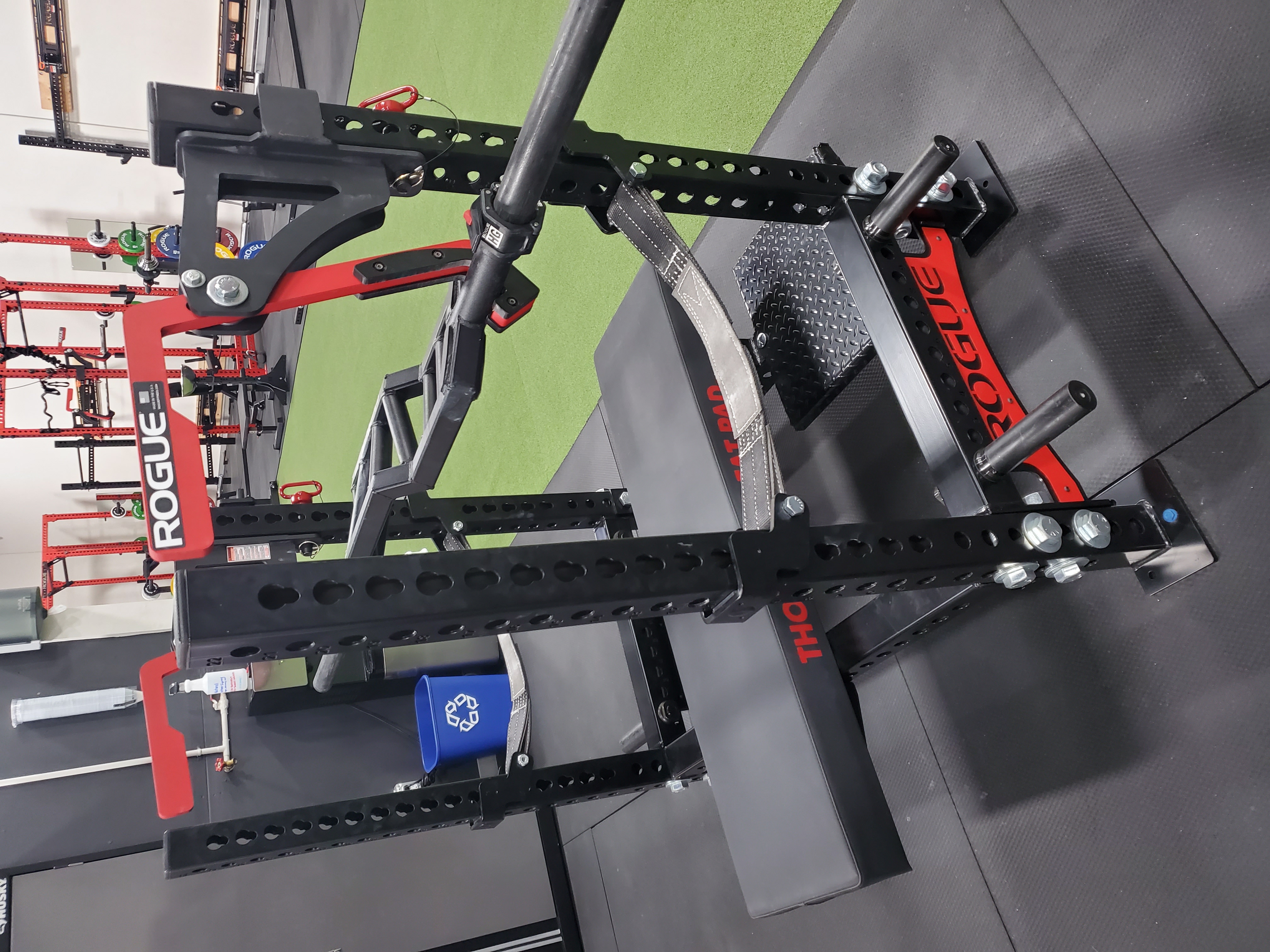 The Rogue Monster Westside Bench at GYM N°5 in Gunbarrel, Boulder — heavy-bench station for conjugate-method powerlifters